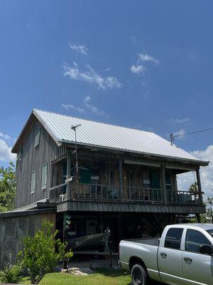 Nice cabin style built home , right after finishing