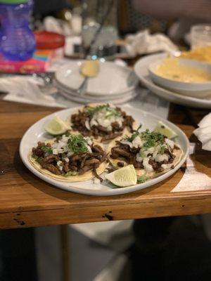 Carnsada street tacos