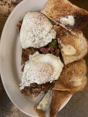 Weekend breakfast, don't underrate it! Corned beef hash & egg from Doug down at Steve's