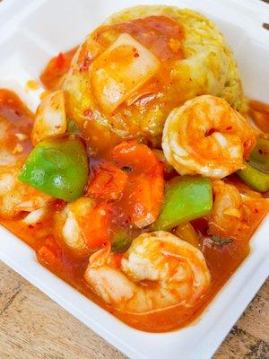 enchilado shrimp with mofongo plate