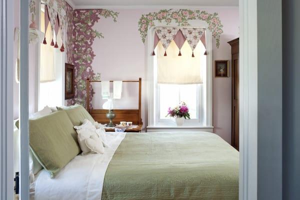 Rose Room at The Artist's Inn features a king size bed