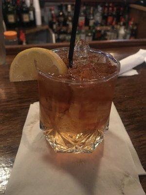 The honey bee! American honey whiskey, sweet tea and a lemon. Sure to cure any chest cold.