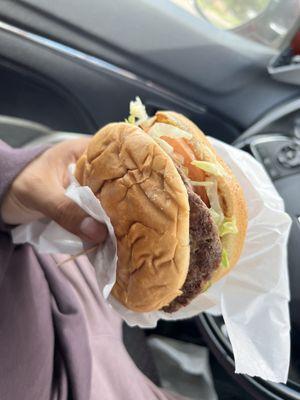 My boyfriend got the burger and he said it was pretty good, so i had to take a bite to confirm and yeah it was alright nothing crazy tho