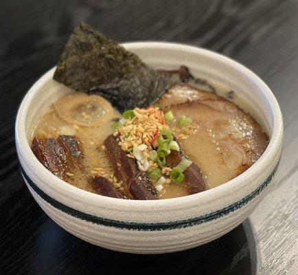 Tonkotsu Super Paitan Ramen (with Chasu & Pork Belly)