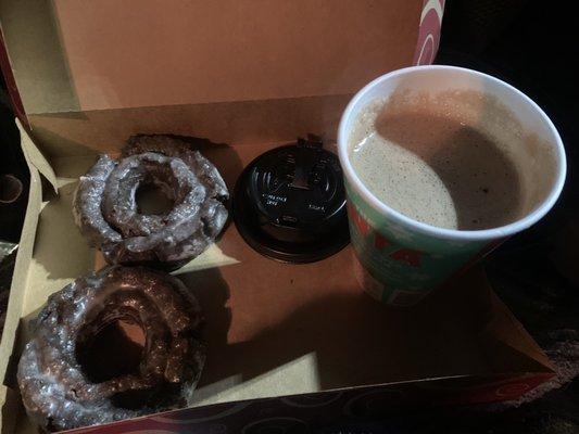 Fuel for Christmas Lightseeing! Hot Chocolate & Chocolate Cake Donuts