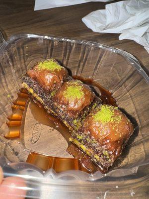 Chocolate baklava