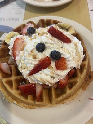 Waffle with fruit