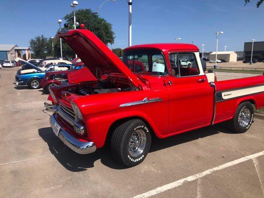 1958 Apache Cameo