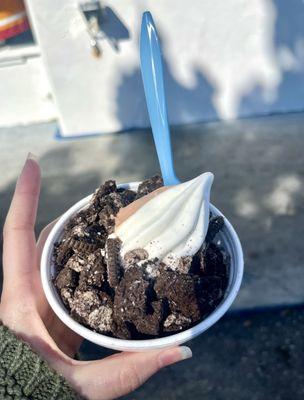 Twist soft serve with Oreos