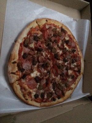 Bubbas Butcher Block  It could of been larger. I'm not much for a pizza I can't eat the crust.