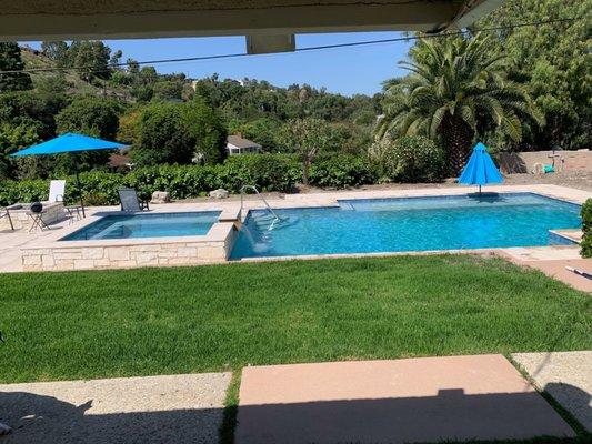 Gorgeous CLEAN pool, ready for swimming!!! ‍‍‍