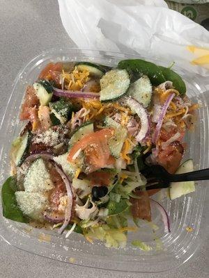 All-American Club-salad