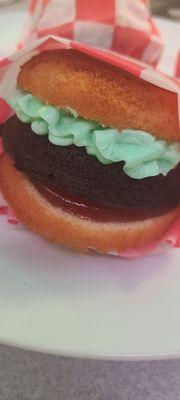 Cake Burger