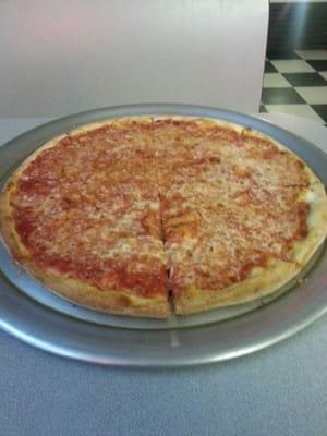 Pizza is great!  Sauce and cheese remind me of the old Jerrys on Peqionneck St in Bpt