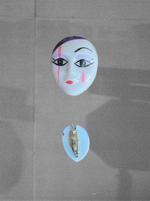 Pierrot brooch