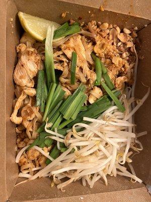 Chicken pad Thai