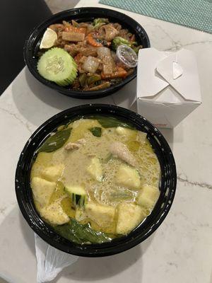 Drunken Noodle and Chicken Green Curry with white rice.