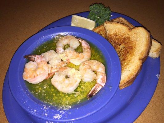 Garlic shrimp with garlic bread appetizer