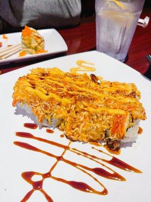 Loaded crap and spicy tuna (personally this had too much crab on it)