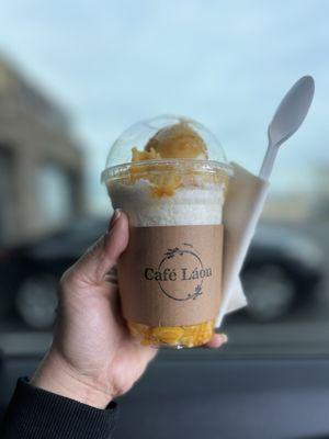 Mango bingsu