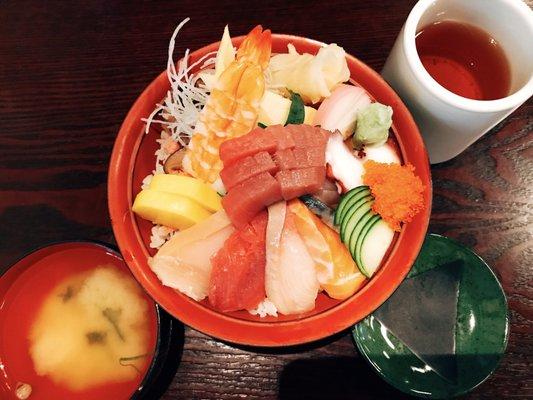 Chirashi lunch comes with miso soup. Beautiful