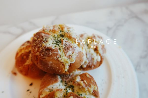 Garlic Cheese Bread