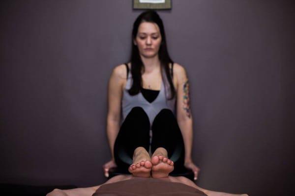 Ashiatsu deep-feet bar therapy 2017