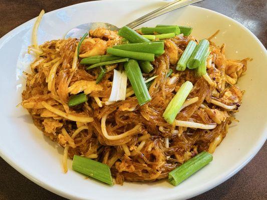 Pad Thai with chicken