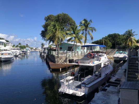 Key Largo Scuba Diving dive boat DEEPER located directly behind the dive shop Sail Fish Scuba