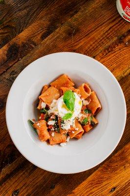 Healthy Rigatoni with Pomodoro sauce and Burrata Cheese