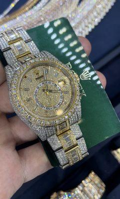 Rolex Skydwellers 2-tone Yellow Gold
with VVS natural diamonds! Box & papers