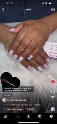 Ombré Fullset and 3d flower design. Walk-in welcome