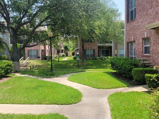 The Bellagio Apartments in Jersey Village, TX, offering one and two bedroom apartments for rent in Jersey Village.