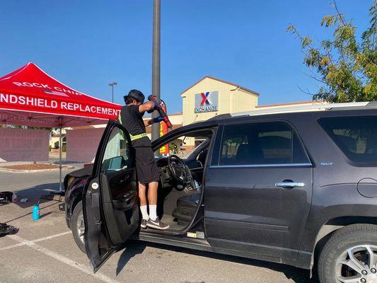 Windshield Replacement