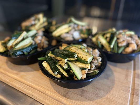 Chicken Zucchini Bowl with Brown Rice