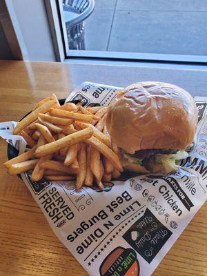 House buger and fries