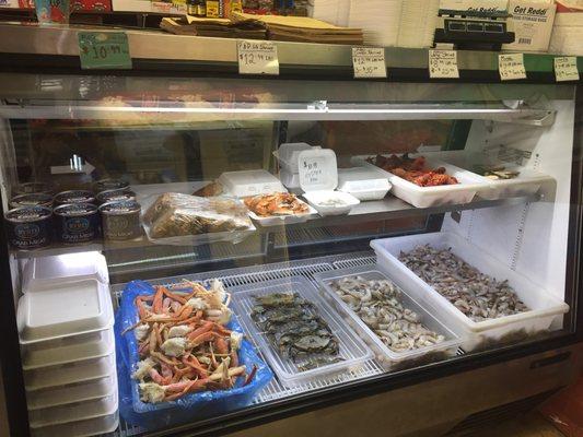 Fresh whole blue crabs, shrimp, & crawfish--oh my!