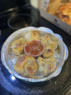 Garlic knots