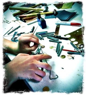 Hands-on jewelry making classes at Meltdown Studio!