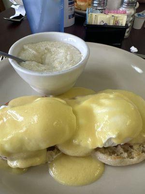 Eggs Benedict (Breakfast)