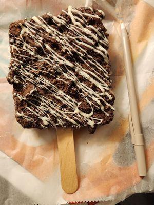 huge Oreo Krispie Treat