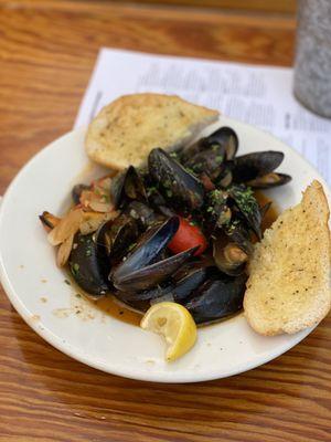 Steamed Mussels