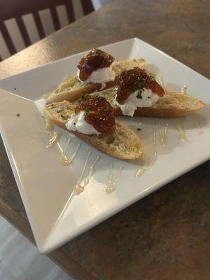 Fig Crostini