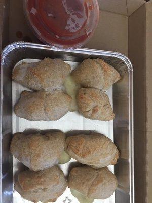 Ordered Garlic Knots...but they must have been out of garlic butter and parmesan...got dry bread knots.