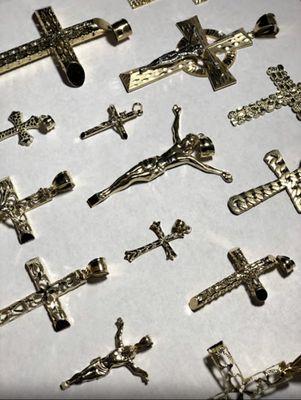 *^New 10k Nugget/Solid Jesus crucifixion pendants^