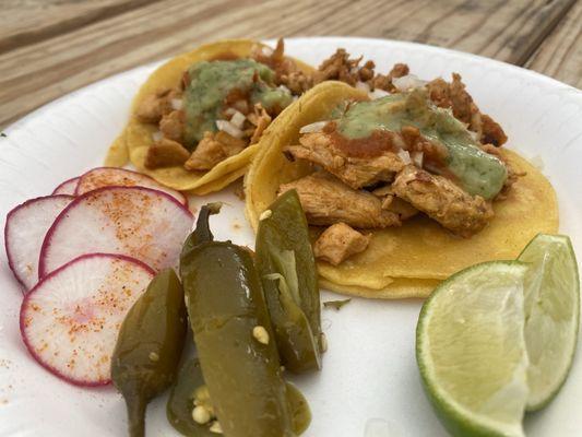 2 pollo tacos