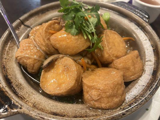 Mushroom and Tofu Claypot