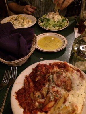 Baked mostaccioli and tortellini