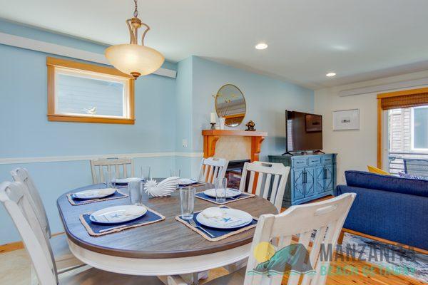 Dining room and living room at Pelican Hideaway