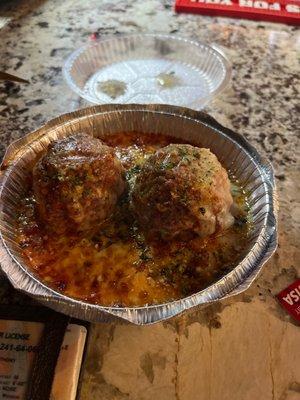 This is a "to go" meatball appetizer with extra cheese for "Happy Hour" 1/2 price appetizers.  The smell is absolutely amazing.